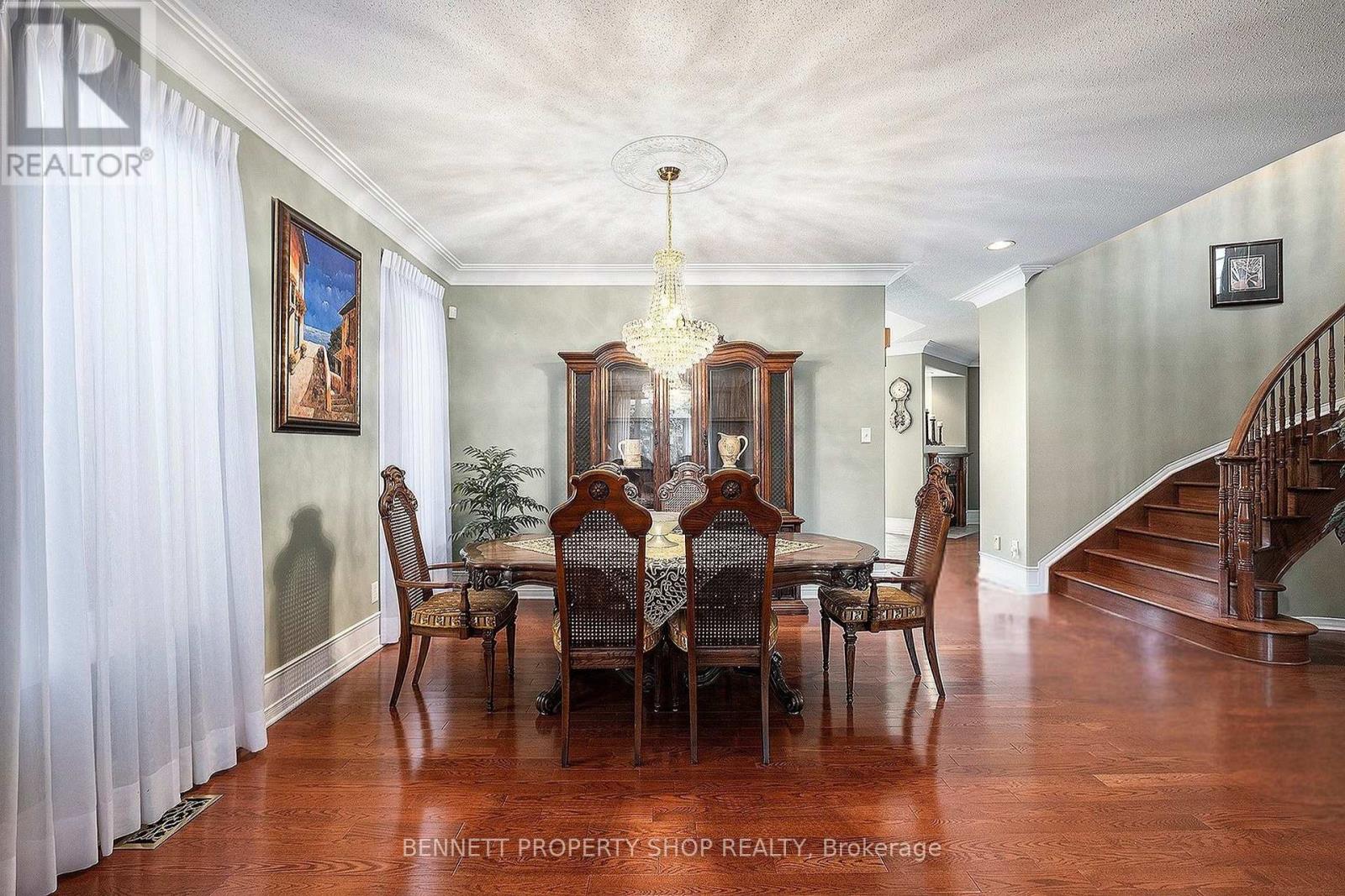 18 Tierney Drive, Ottawa, Ontario  K2J 4W2 - Photo 9 - X12505396