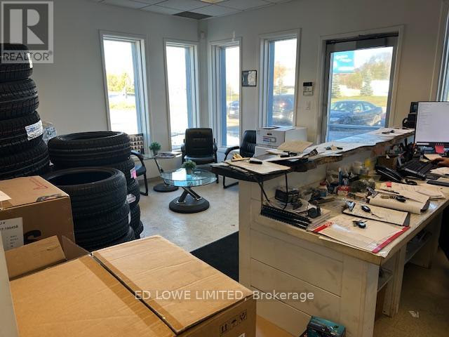 299 Atherley Road, Orillia, Ontario  L3V 3Y9 - Photo 6 - S12501862