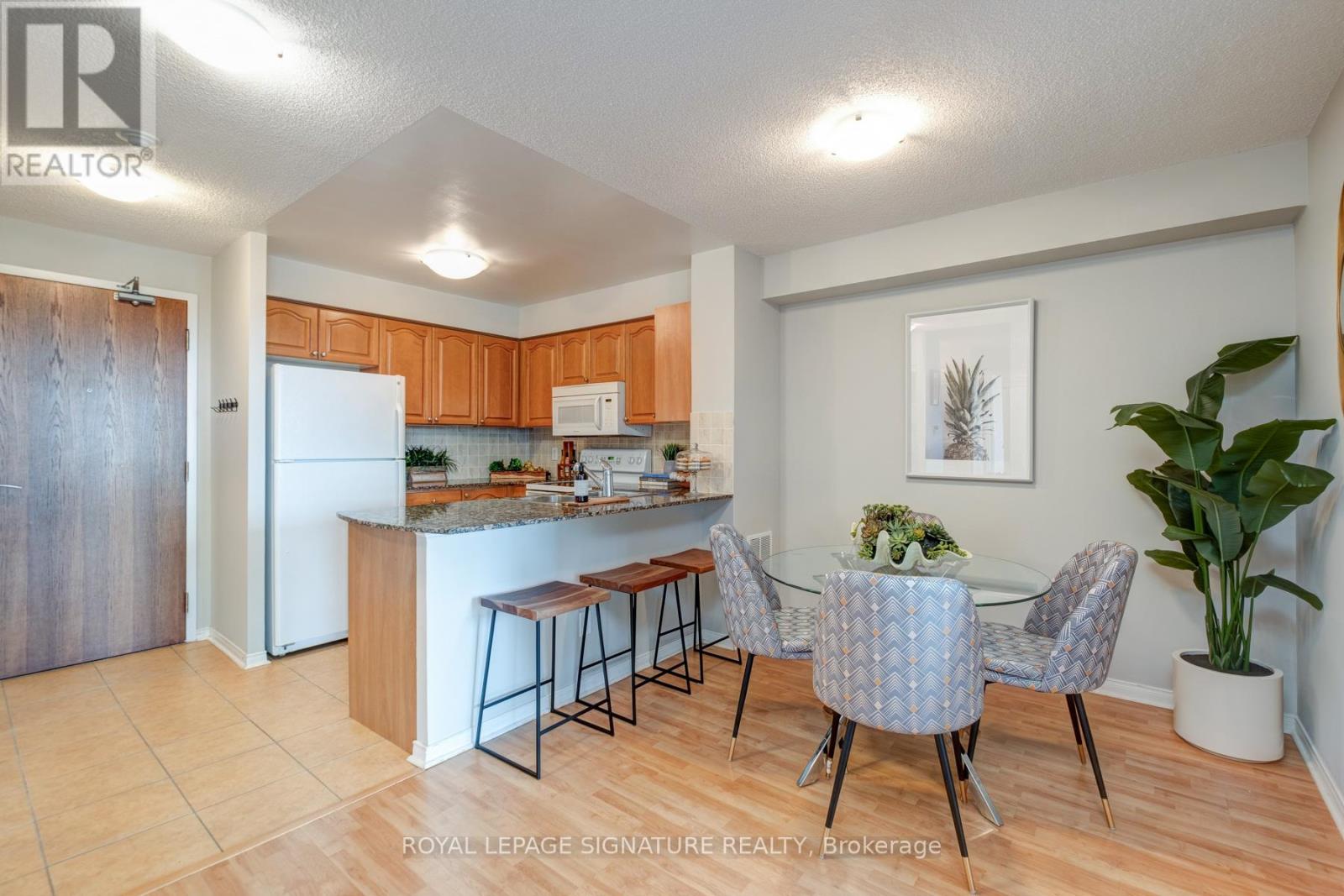 402 - 1863 Queen Street E, Toronto, Ontario M4L 3Y6 - Photo 11 - E12506410