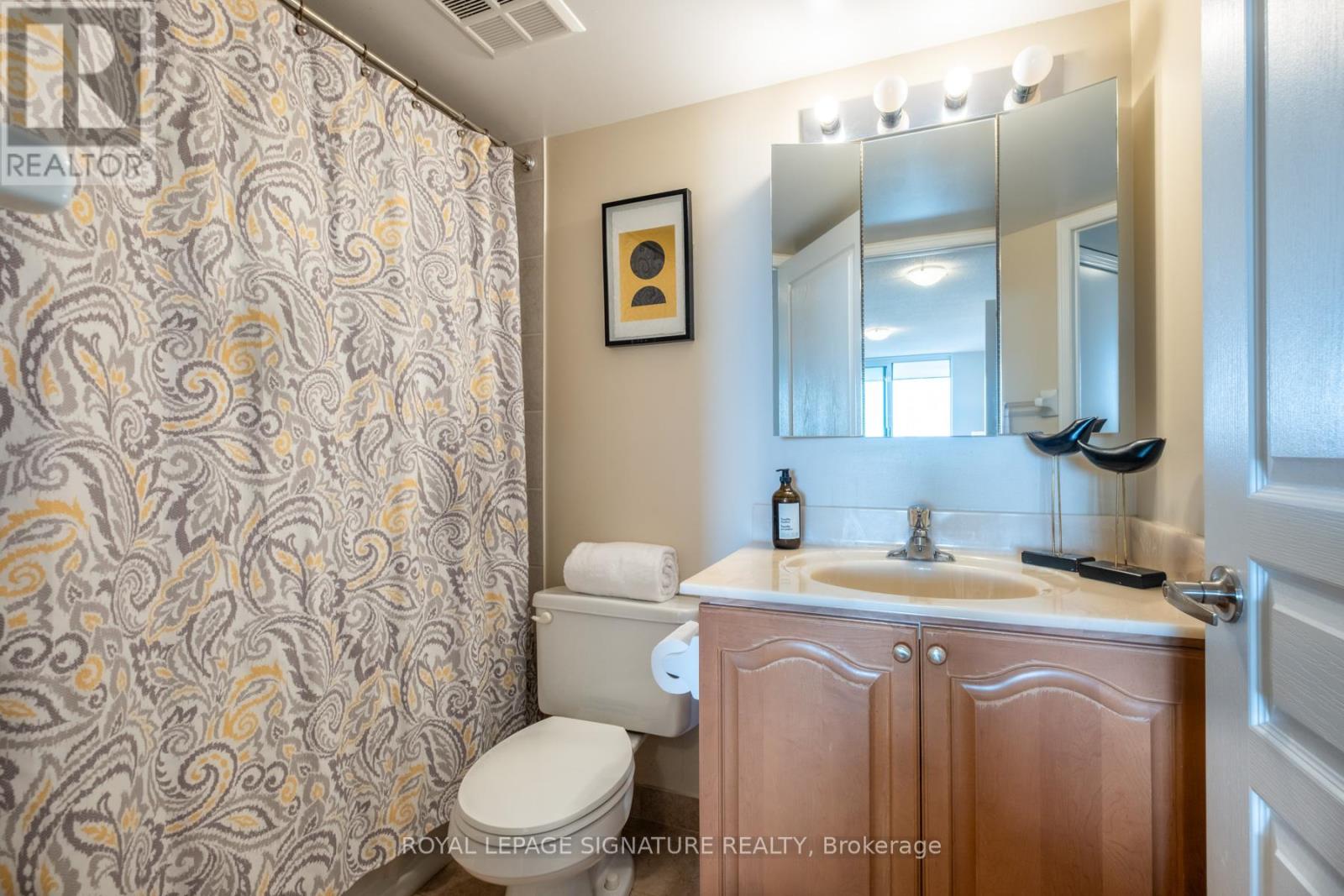 402 - 1863 Queen Street E, Toronto, Ontario M4L 3Y6 - Photo 20 - E12506410