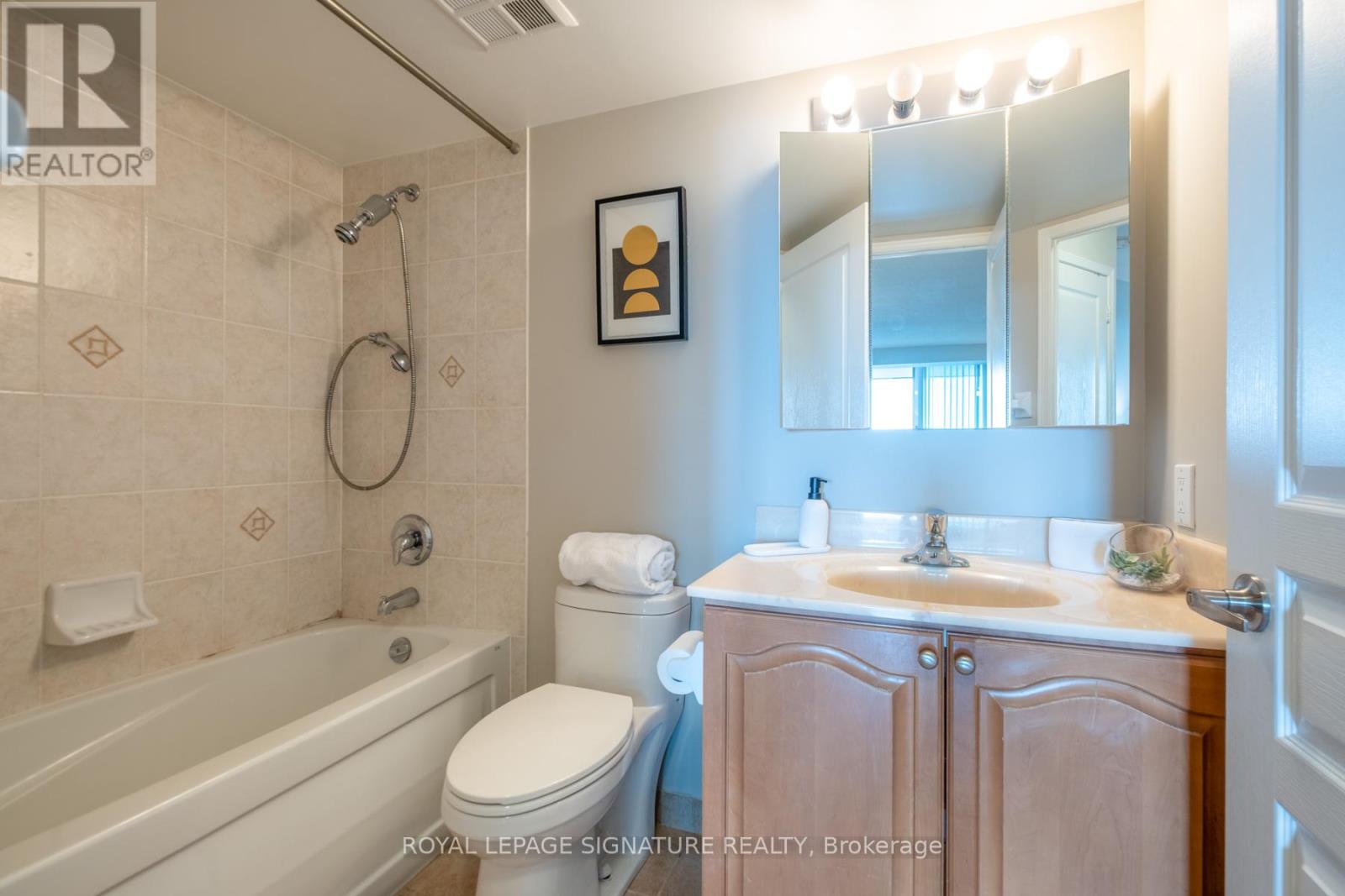 402 - 1863 Queen Street E, Toronto, Ontario M4L 3Y6 - Photo 22 - E12506410