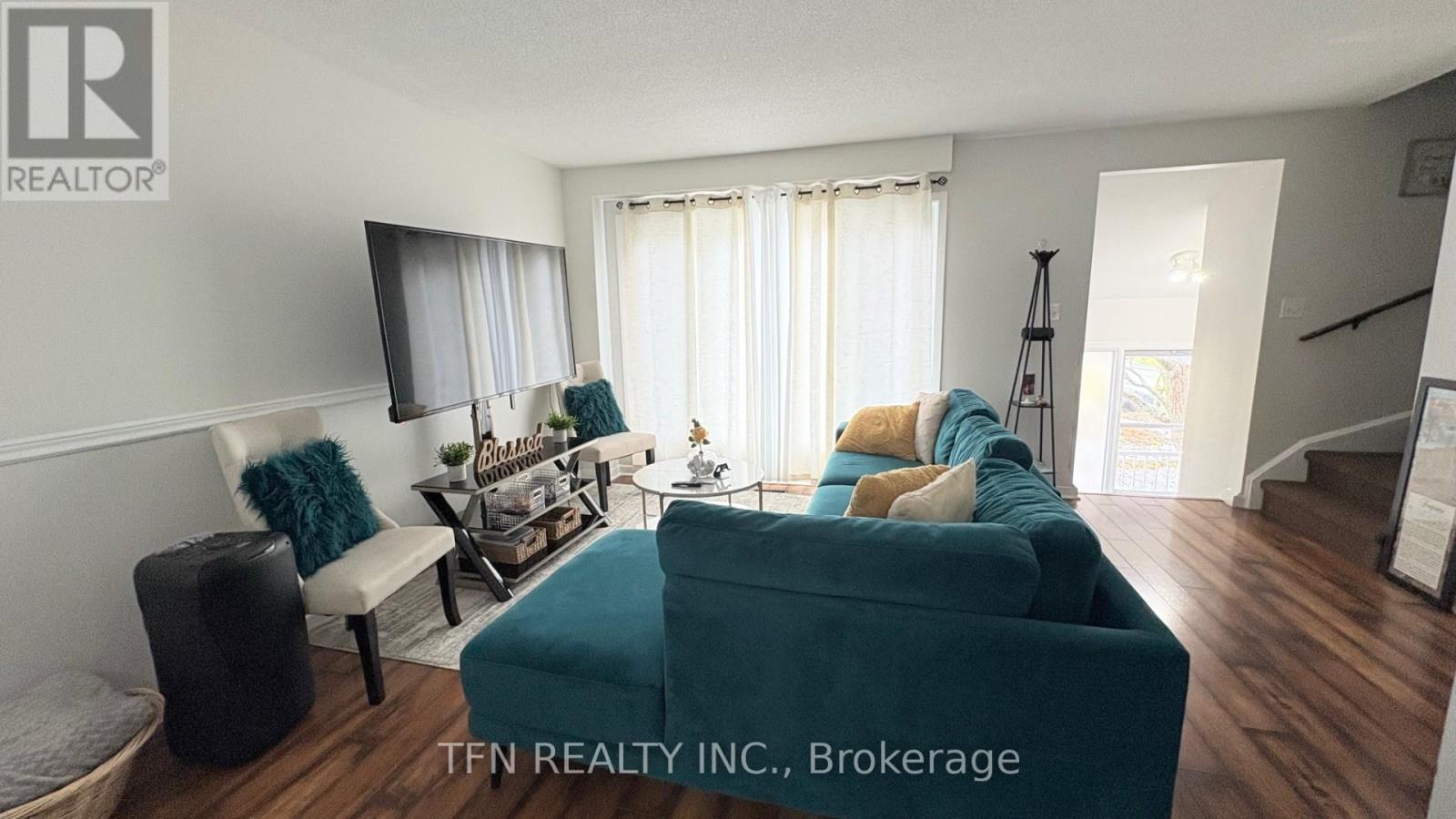 2 - 301 Garden Street, Whitby, Ontario  L1N 3W3 - Photo 4 - E12506412