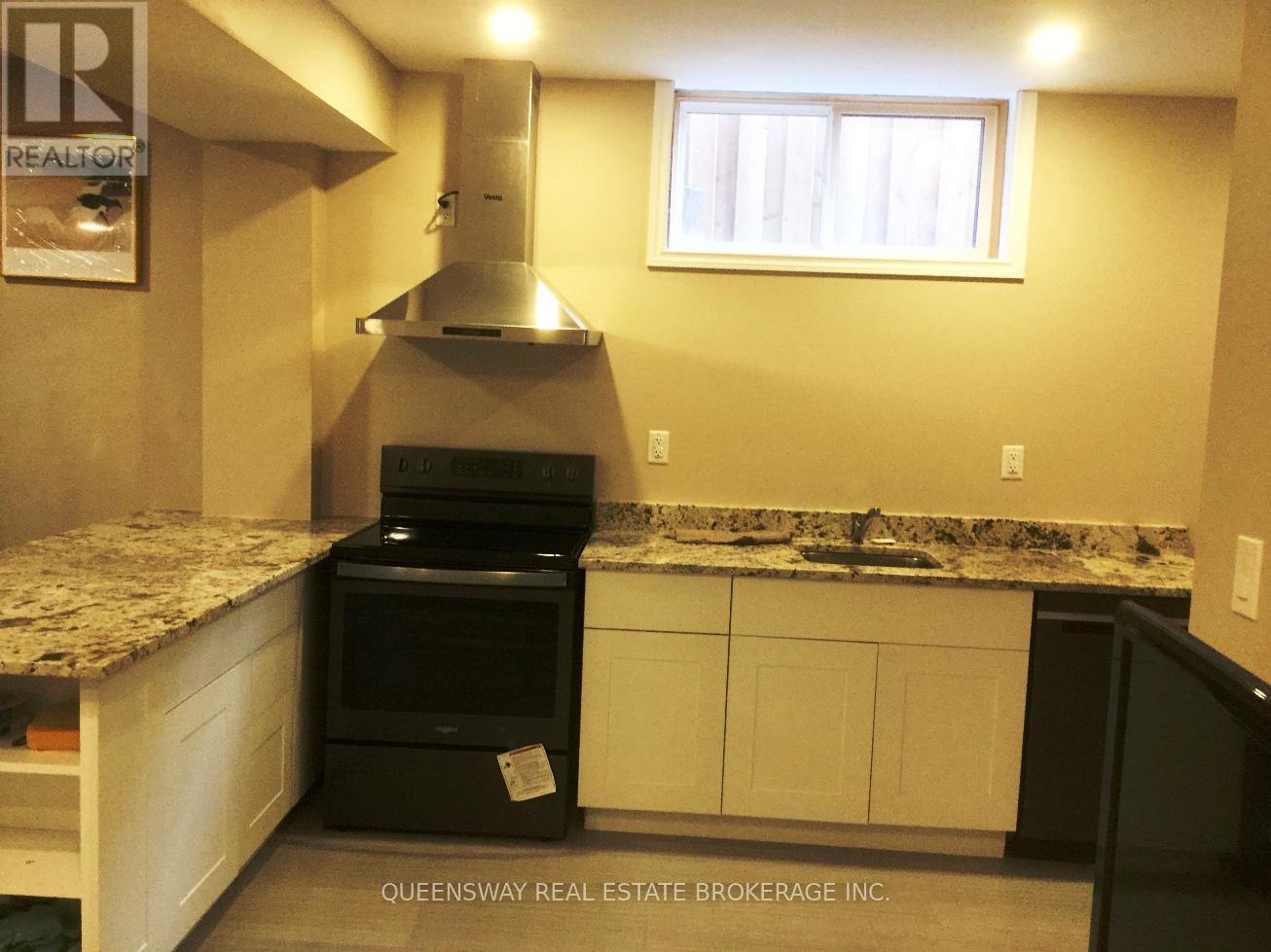 Unknown Address, ,     - Photo 6 - X12505704