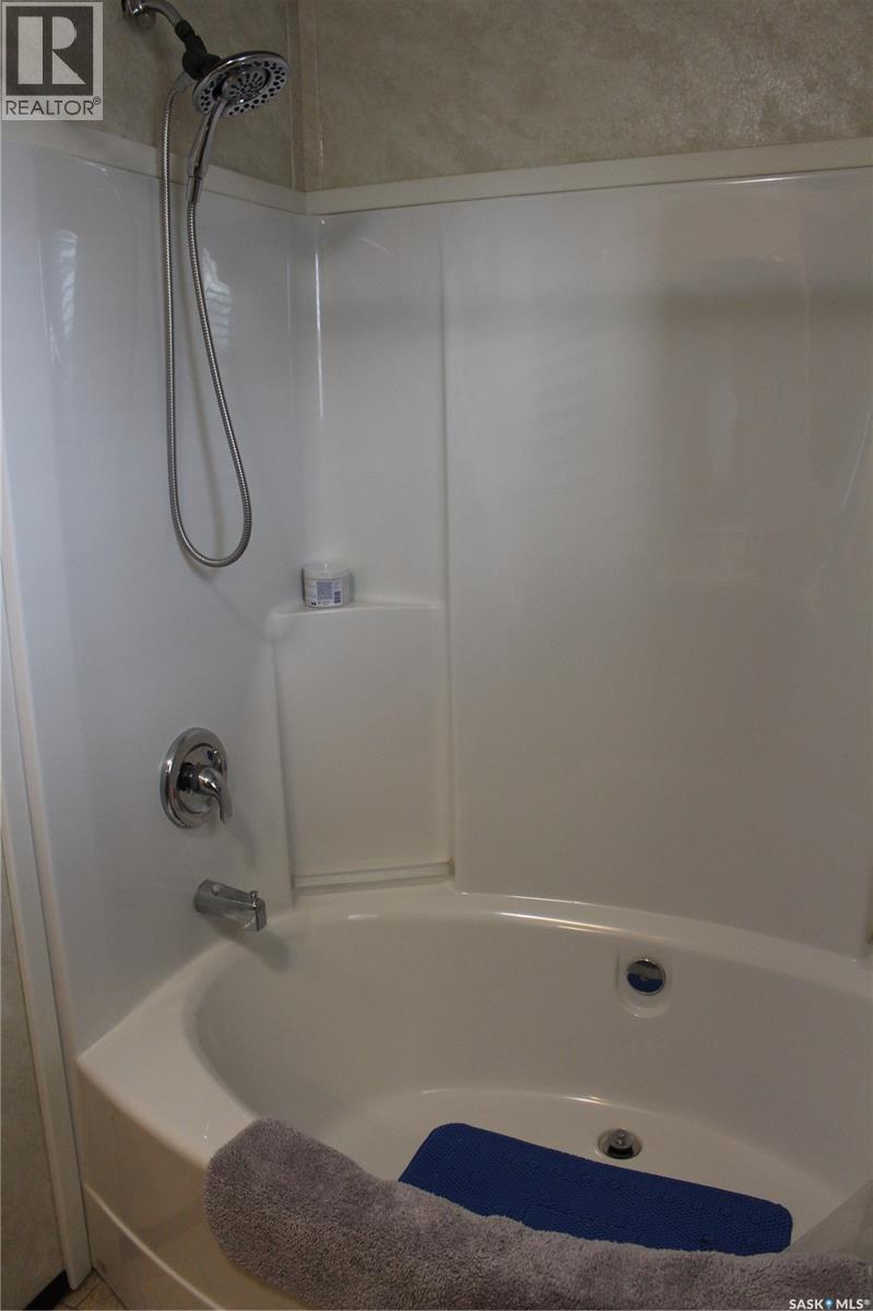 226 13th Street, Humboldt, Saskatchewan  S0K 2A0 - Photo 10 - SK022088