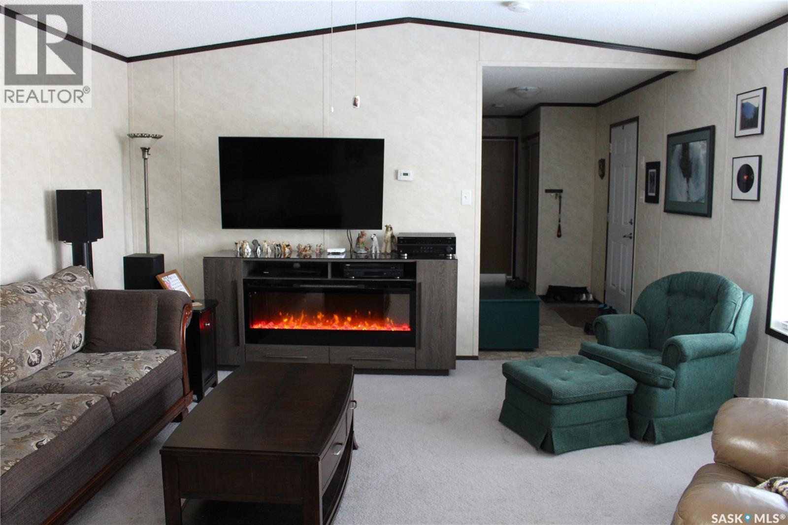 226 13th Street, Humboldt, Saskatchewan  S0K 2A0 - Photo 3 - SK022088