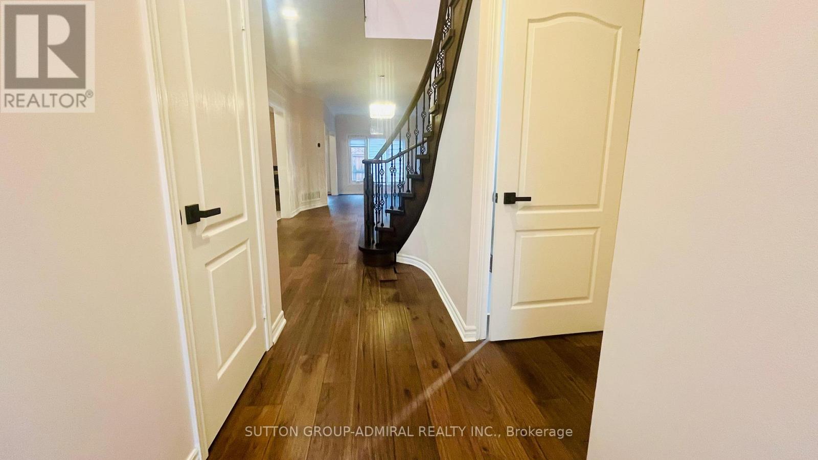 22 Casa Grande Street, Richmond Hill, Ontario  L4S 1R3 - Photo 5 - N12506374