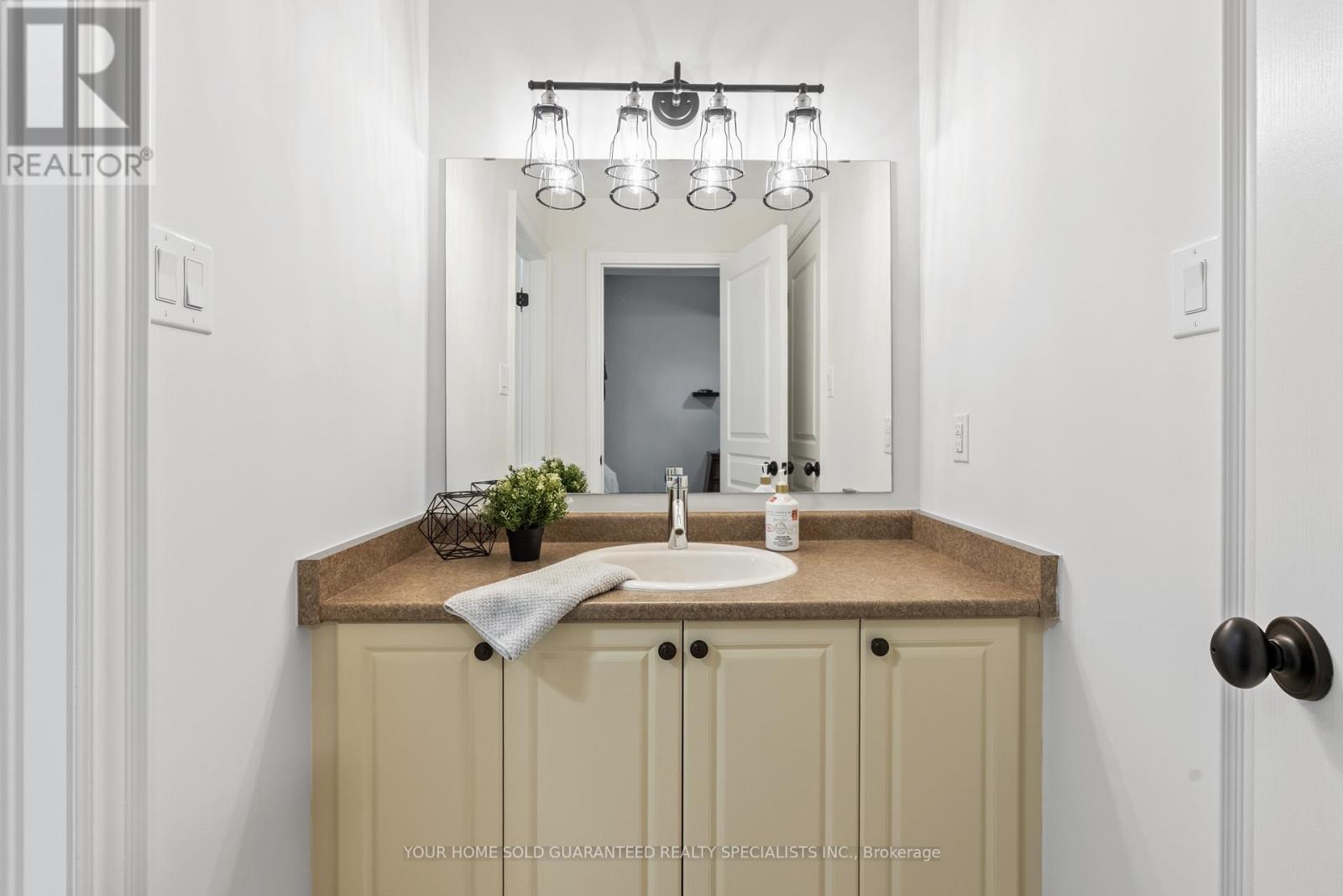 5 Bluff Trail, King, Ontario  L7B 0A2 - Photo 25 - N12506406