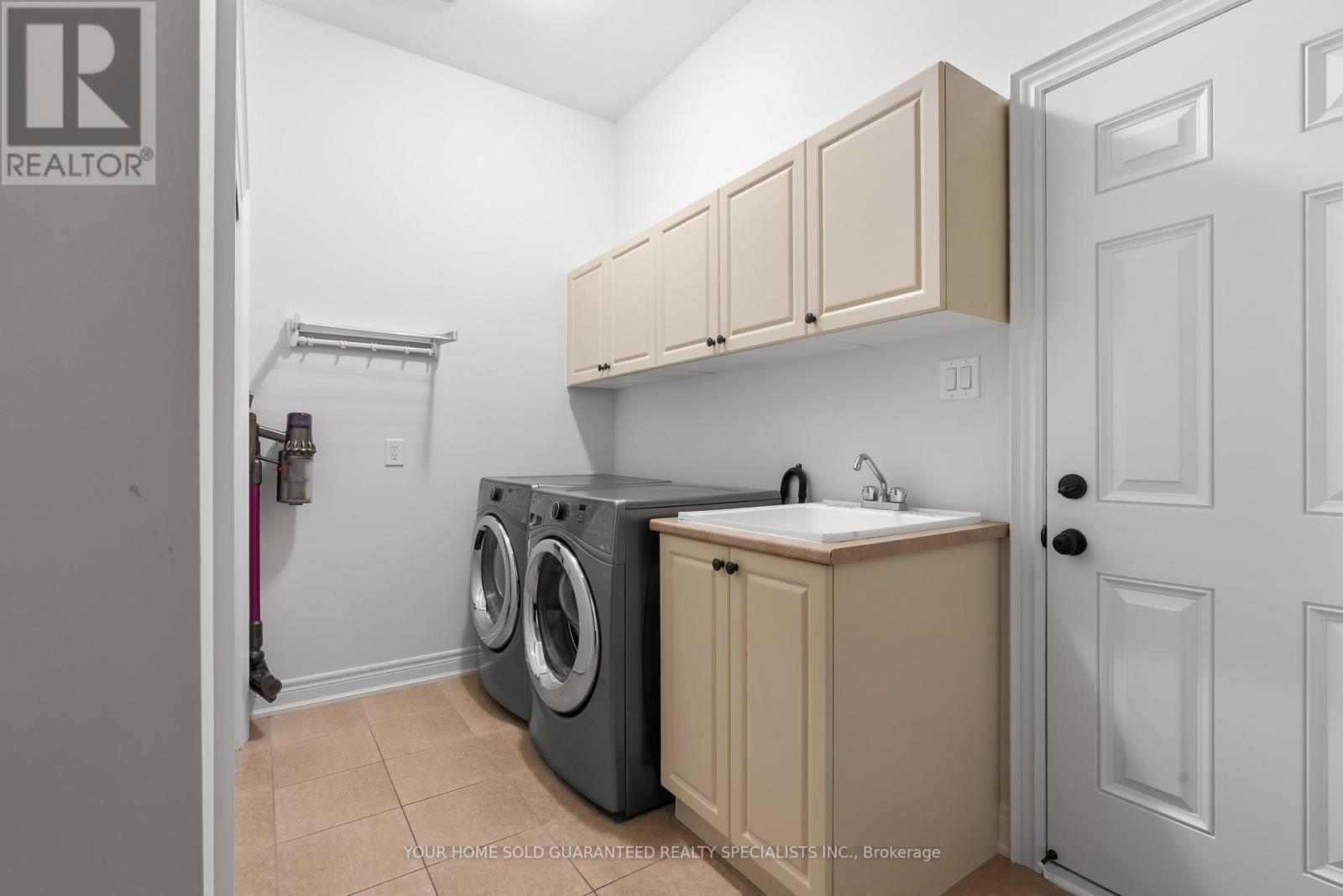 5 Bluff Trail, King, Ontario  L7B 0A2 - Photo 28 - N12506406