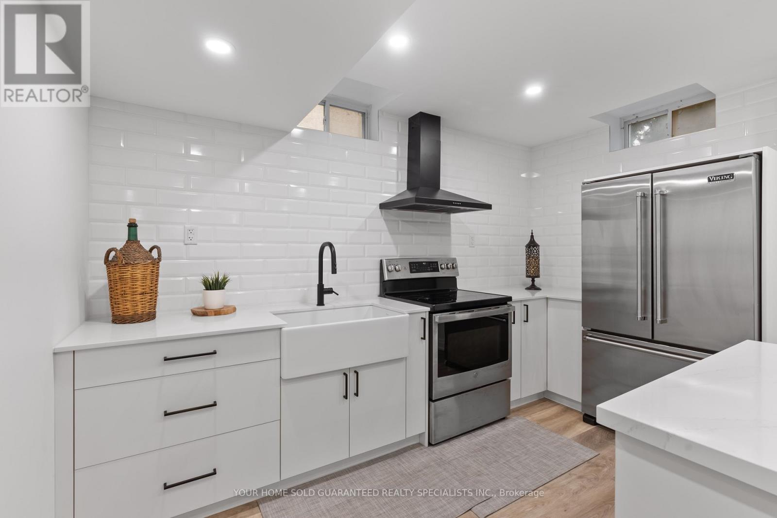 5 Bluff Trail, King, Ontario  L7B 0A2 - Photo 34 - N12506406