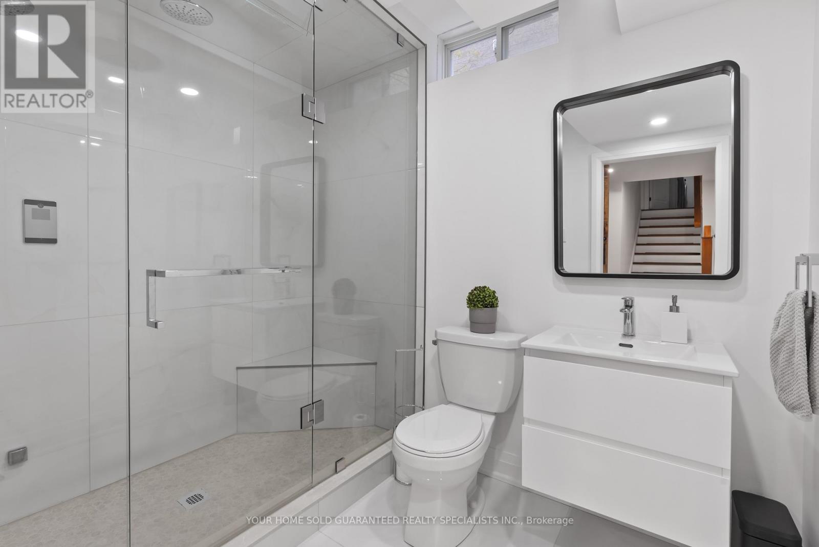 5 Bluff Trail, King, Ontario  L7B 0A2 - Photo 35 - N12506406