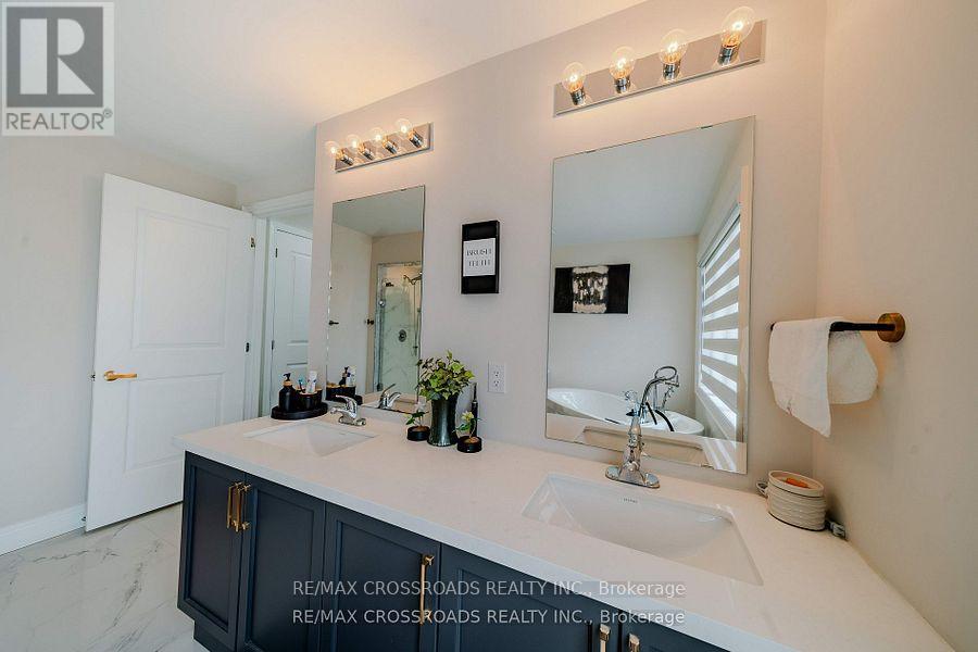 50 Carriage Shop Bend, East Gwillimbury, Ontario  L9N 0Y5 - Photo 22 - N12506440