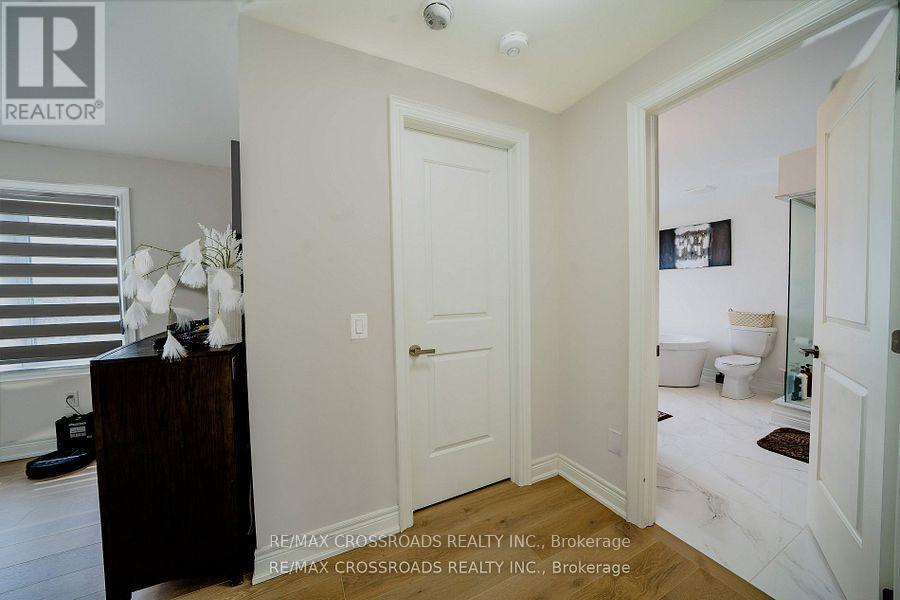 50 Carriage Shop Bend, East Gwillimbury, Ontario  L9N 0Y5 - Photo 47 - N12506440