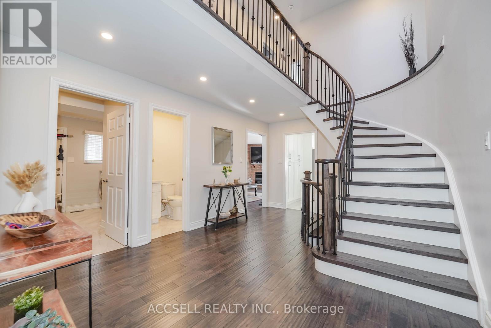 156 Cartmel Drive, Markham, Ontario  L3S 1W3 - Photo 7 - N12506444