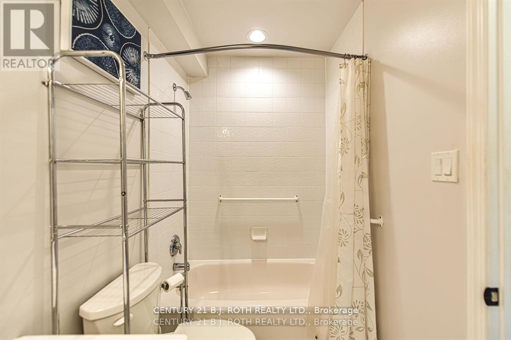 302 - 125 Bond Street, Orillia, Ontario  L3V 1J7 - Photo 20 - S12506354