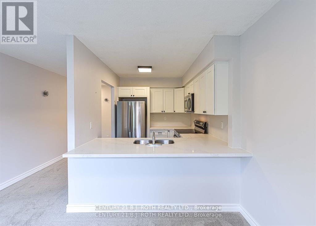 302 - 125 Bond Street, Orillia, Ontario  L3V 1J7 - Photo 8 - S12506354
