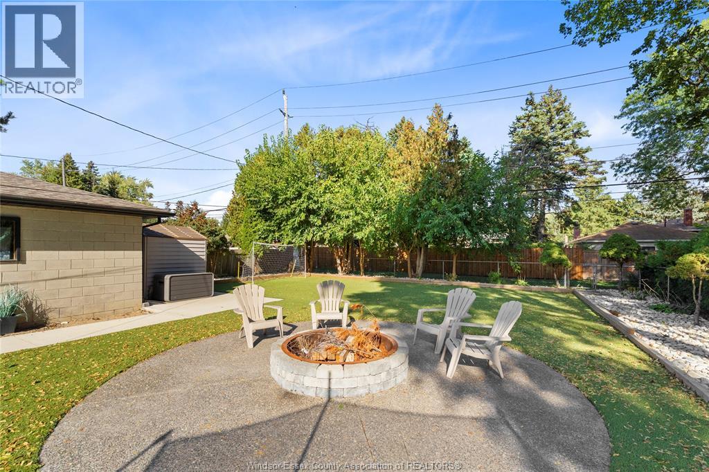 2850 Virginia Park Avenue, Windsor, Ontario  N9E 2B9 - Photo 27 - 25027919