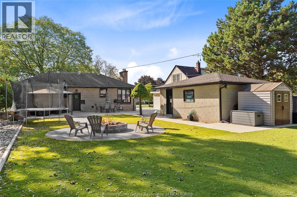 2850 Virginia Park Avenue, Windsor, Ontario  N9E 2B9 - Photo 29 - 25027919