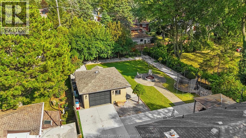 2850 Virginia Park Avenue, Windsor, Ontario  N9E 2B9 - Photo 31 - 25027919