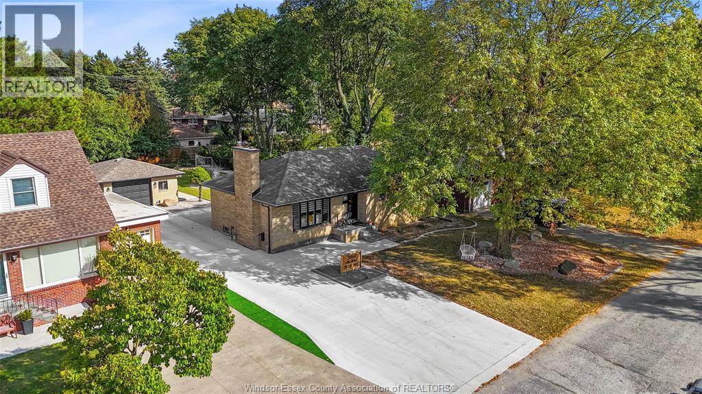 2850 Virginia Park Avenue, Windsor, Ontario  N9E 2B9 - Photo 35 - 25027919