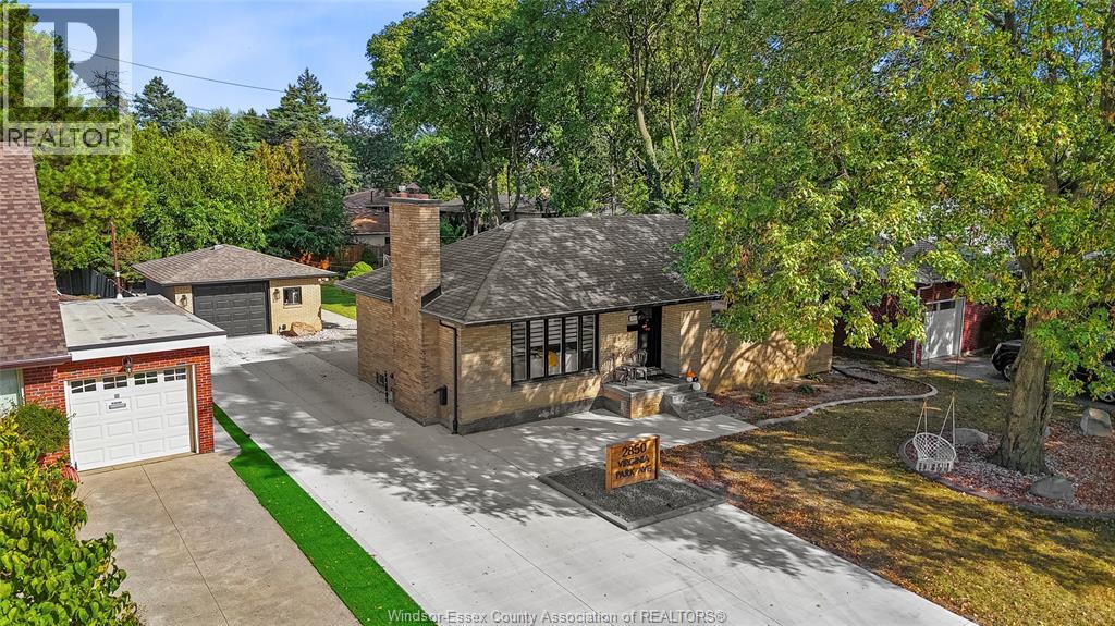 2850 Virginia Park Avenue, Windsor, Ontario  N9E 2B9 - Photo 36 - 25027919