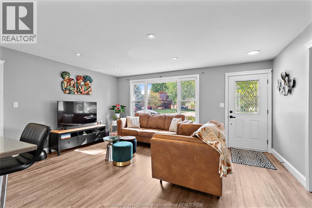 100 Argyle Crescent, Chatham, Ontario  N7L 4T8 - Photo 6 - 25027903