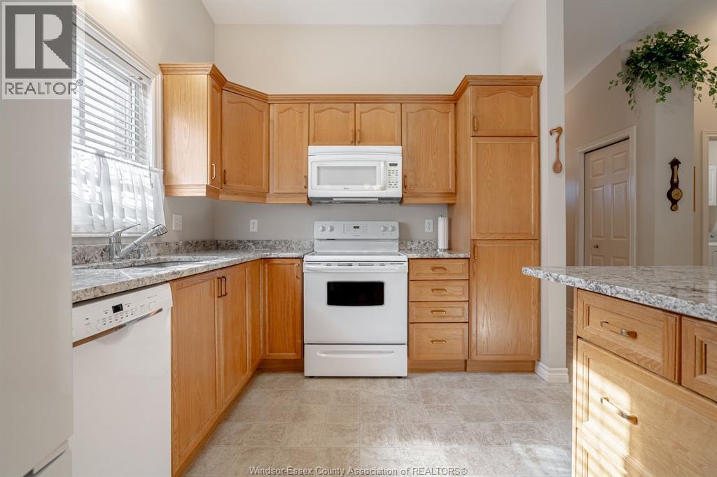 125 Woodycrest Avenue, Kingsville, Ontario  N9Y 4G3 - Photo 5 - 25027895