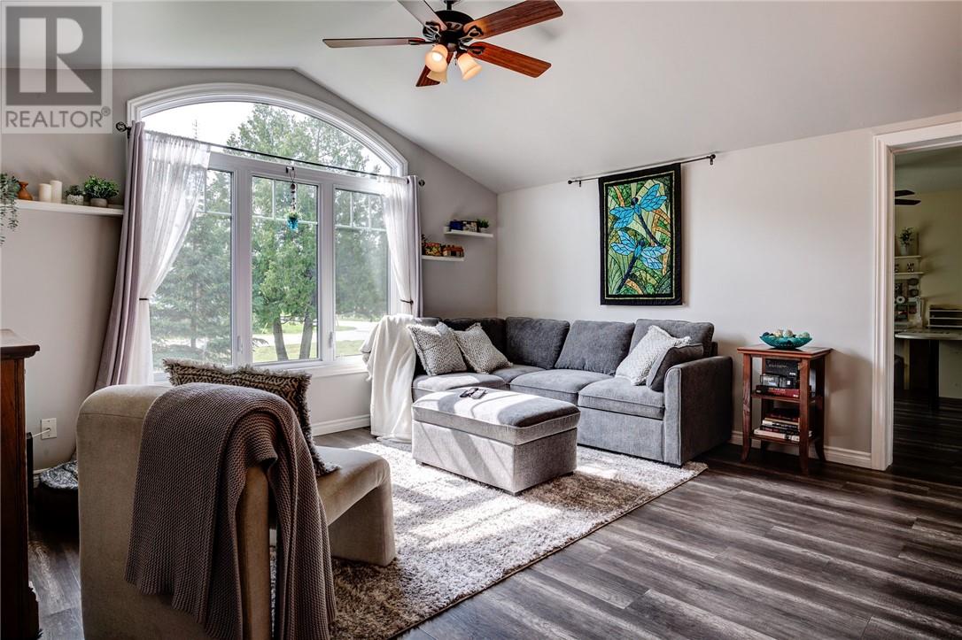 18 Jessup Street, Cache Bay, Ontario  P0H 1G0 - Photo 10 - 2122865