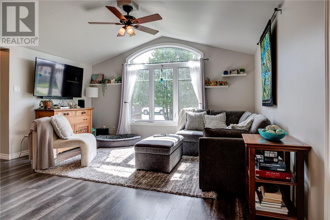 18 Jessup Street, Cache Bay, Ontario  P0H 1G0 - Photo 11 - 2122865