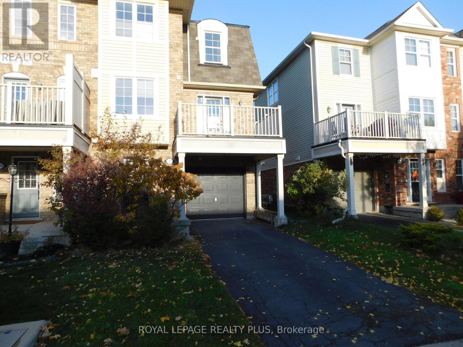 575 Speyer Circle, Milton, Ontario  L9T 0Y1 - Photo 3 - W12496340