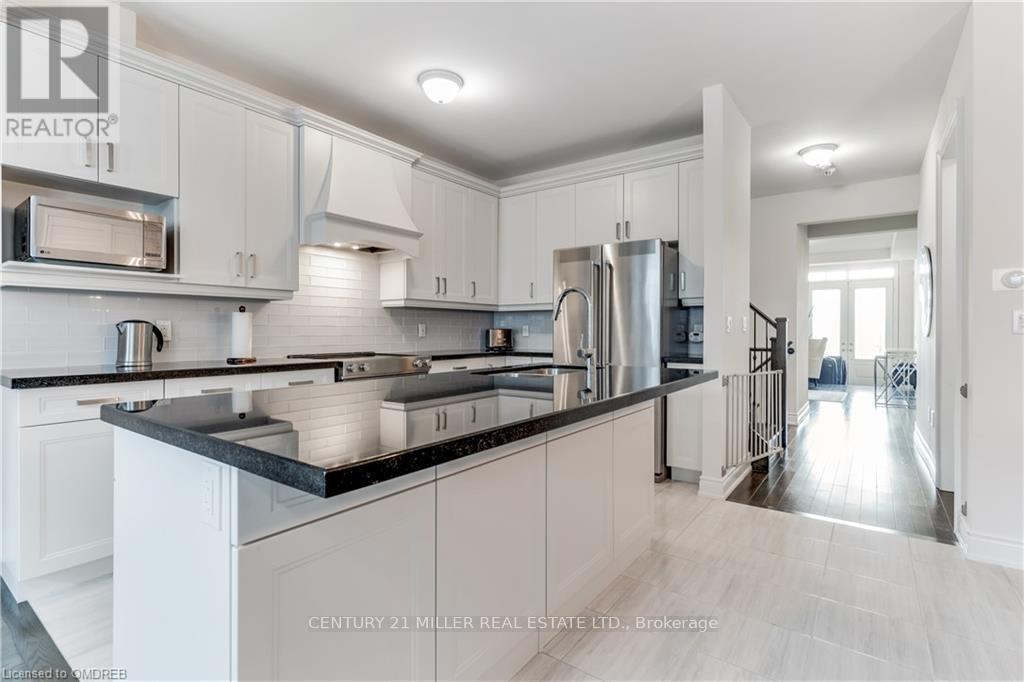 3136 Post Road, Oakville, Ontario  L6H 0V3 - Photo 10 - W12506380