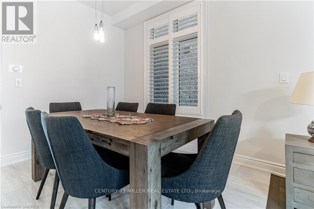 3136 Post Road, Oakville, Ontario  L6H 0V3 - Photo 15 - W12506380