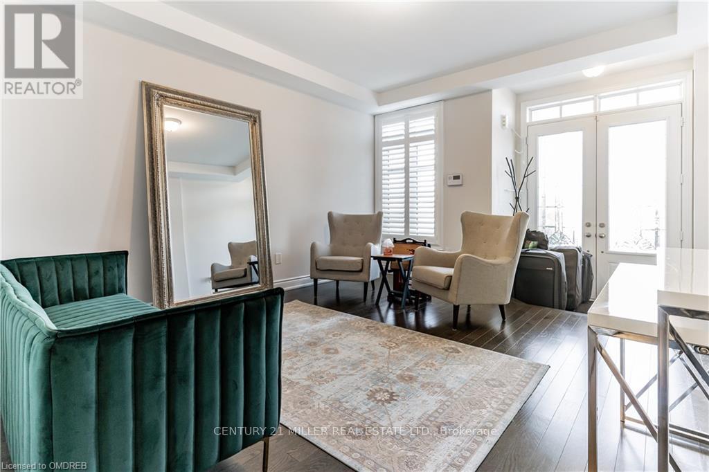 3136 Post Road, Oakville, Ontario  L6H 0V3 - Photo 4 - W12506380