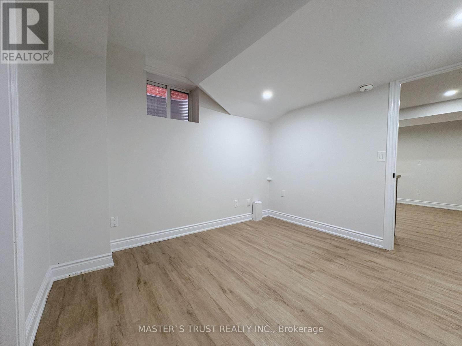 Bsmt - 2247 Grouse Lane, Oakville, Ontario  L6M 3Z8 - Photo 12 - W12506398