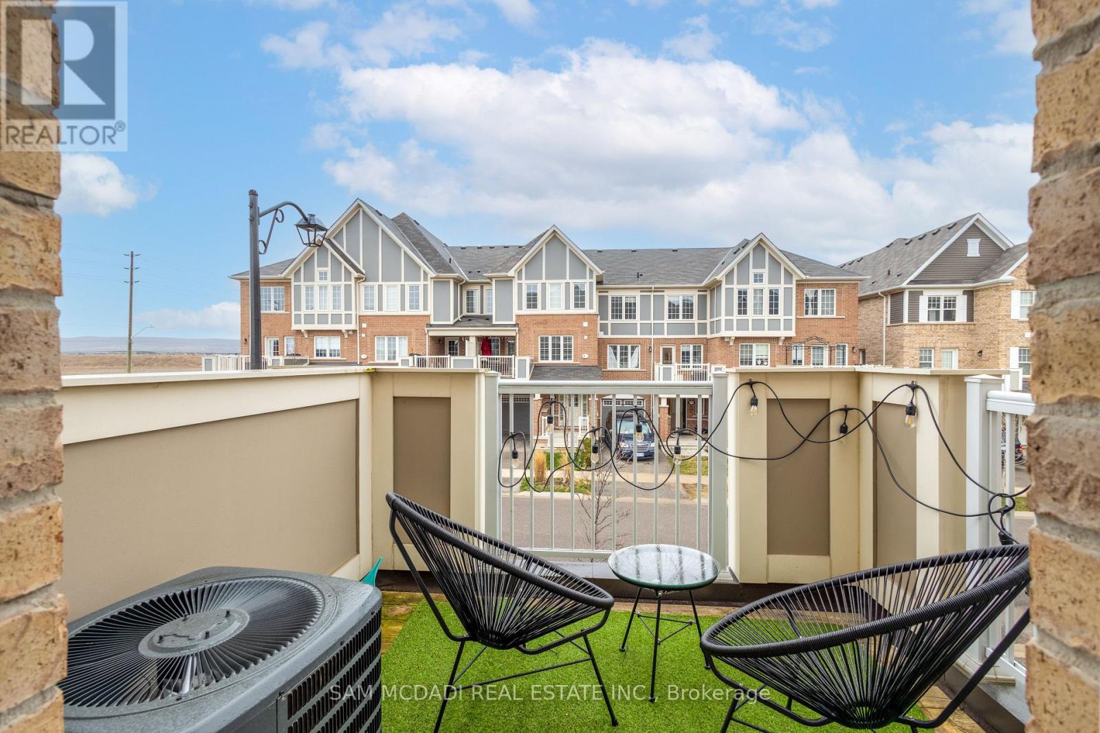 75 Bond Head Court, Milton, Ontario  L9E 1G4 - Photo 14 - W12506400