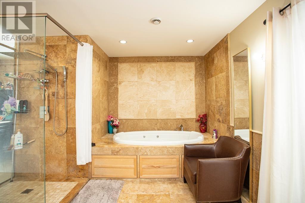 587 Moss Rd, Sault Ste. Marie, Ontario  P6A 5K8 - Photo 22 - SM252607