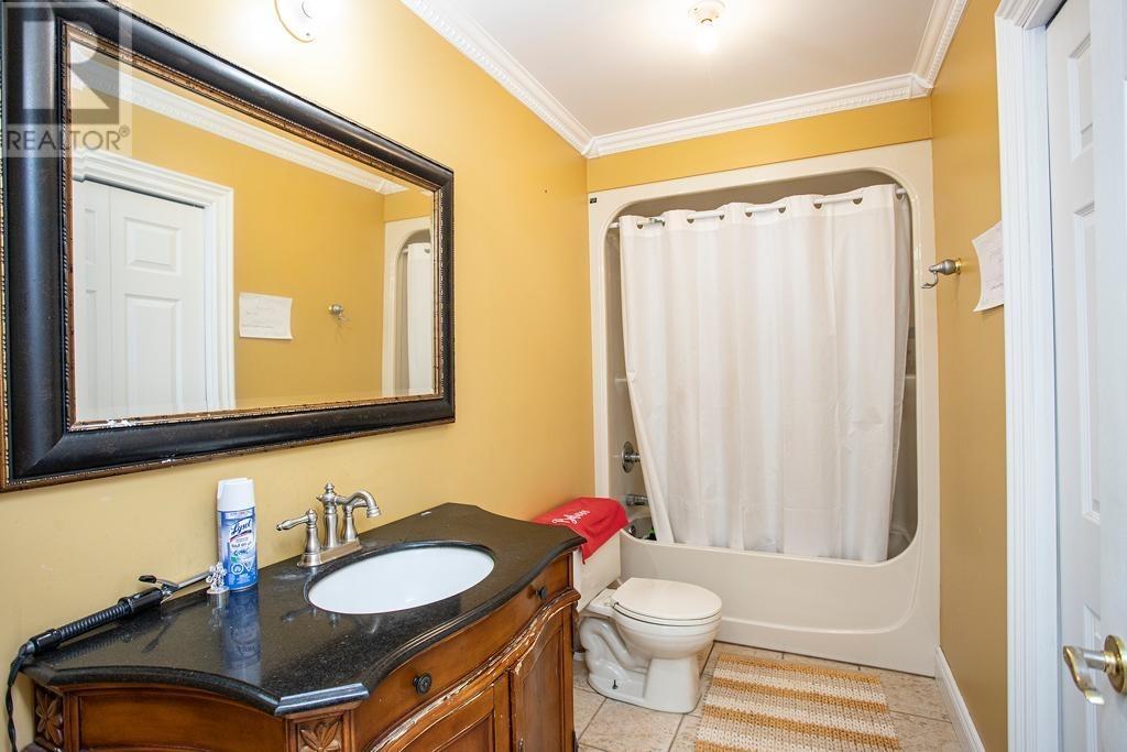 587 Moss Rd, Sault Ste. Marie, Ontario  P6A 5K8 - Photo 26 - SM252607