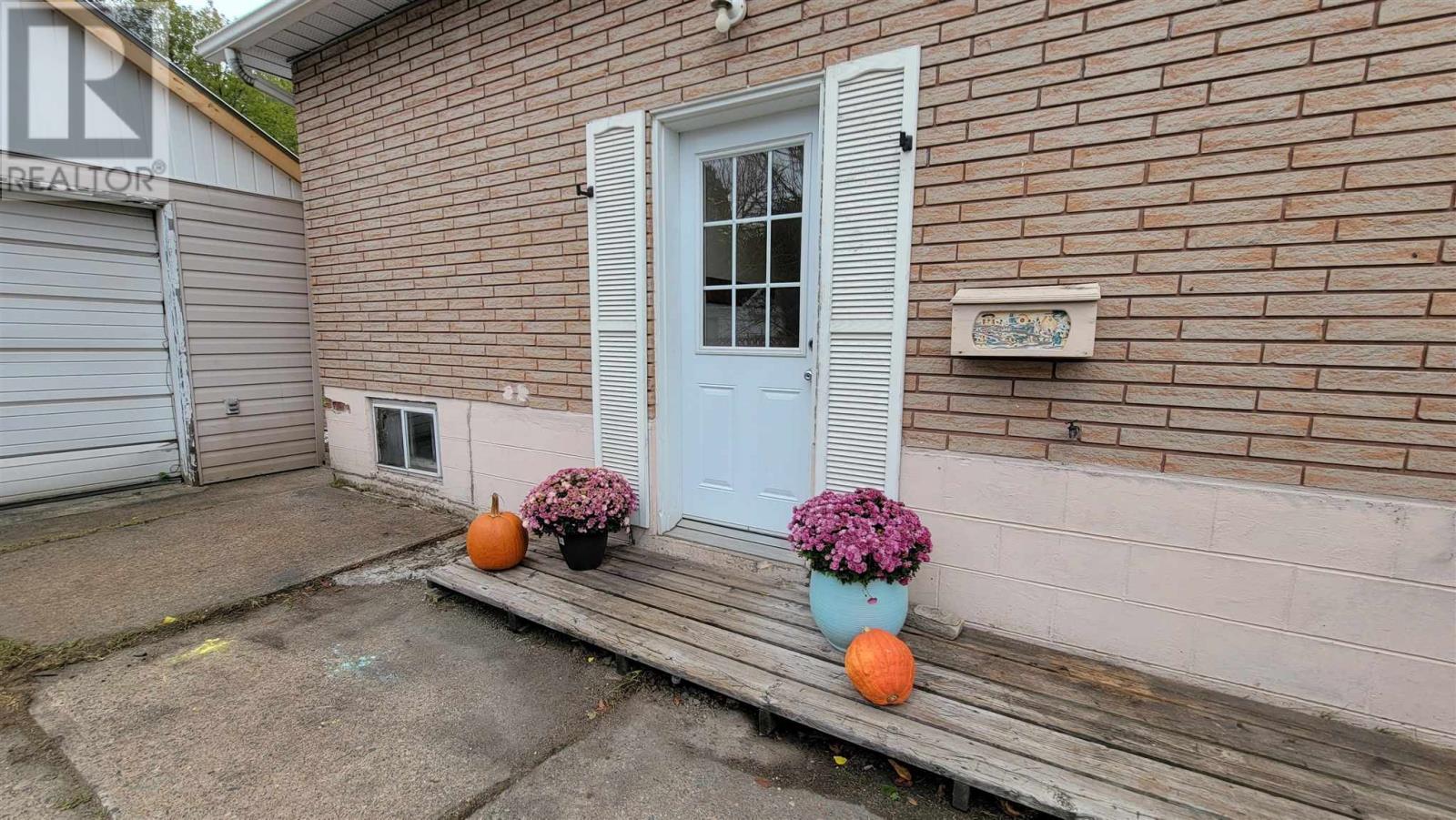 79 Prentice Ave, Sault Ste. Marie, Ontario P6C 4P6 - Photo 34 - SM253152