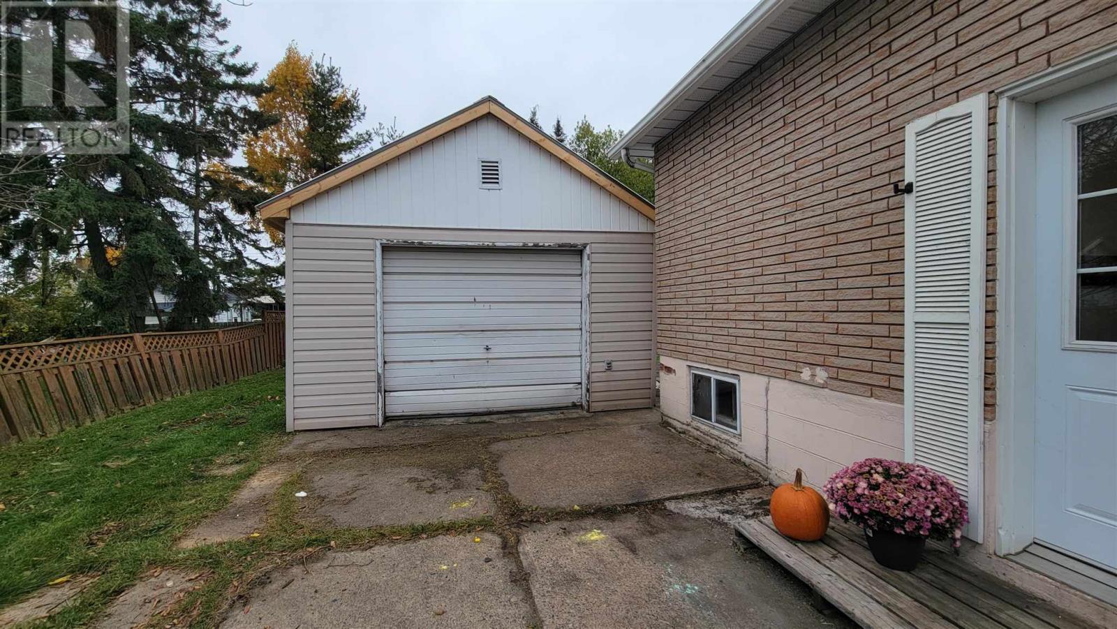 79 Prentice Ave, Sault Ste. Marie, Ontario P6C 4P6 - Photo 35 - SM253152