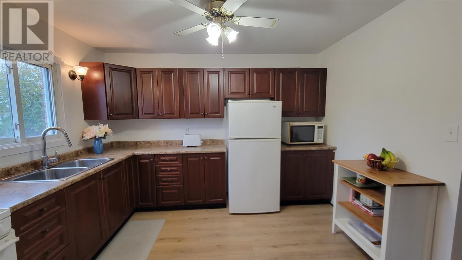 79 Prentice Ave, Sault Ste. Marie, Ontario P6C 4P6 - Photo 8 - SM253152