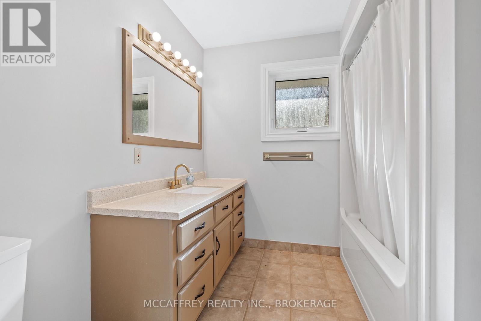 51 Luffman Road, Tweed, Ontario K0K 2L0 - Photo 22 - X12506456