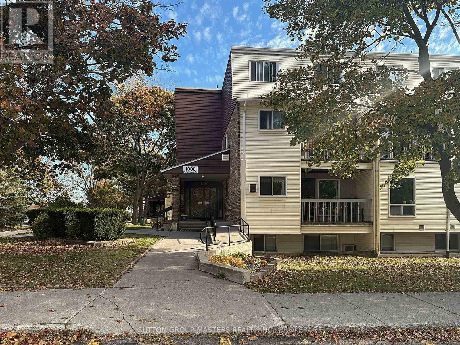 301 - 1000 Pembridge Crescent, Kingston, Ontario K7P 1A3 - Photo 1 - X12506512