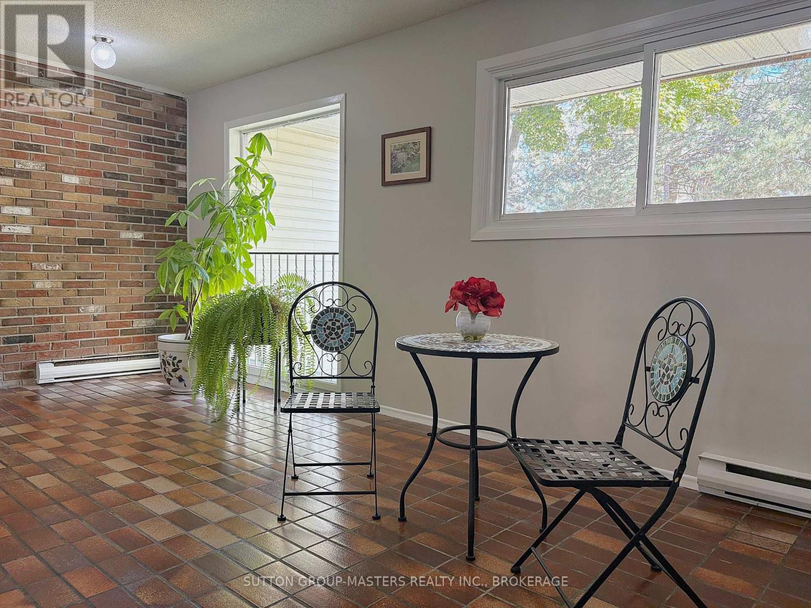 301 - 1000 Pembridge Crescent, Kingston, Ontario K7P 1A3 - Photo 3 - X12506512