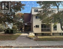 301 - 1000 PEMBRIDGE CRESCENT