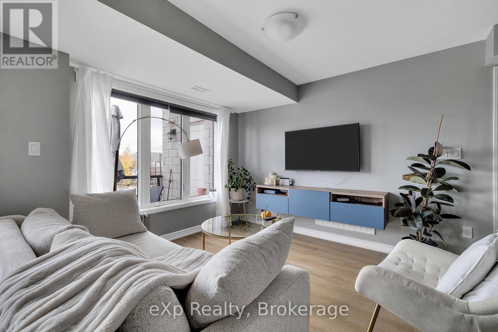 84 - 904 Apple Hill Lane, Kitchener, Ontario  N2R 1P6 - Photo 8 - X12506562