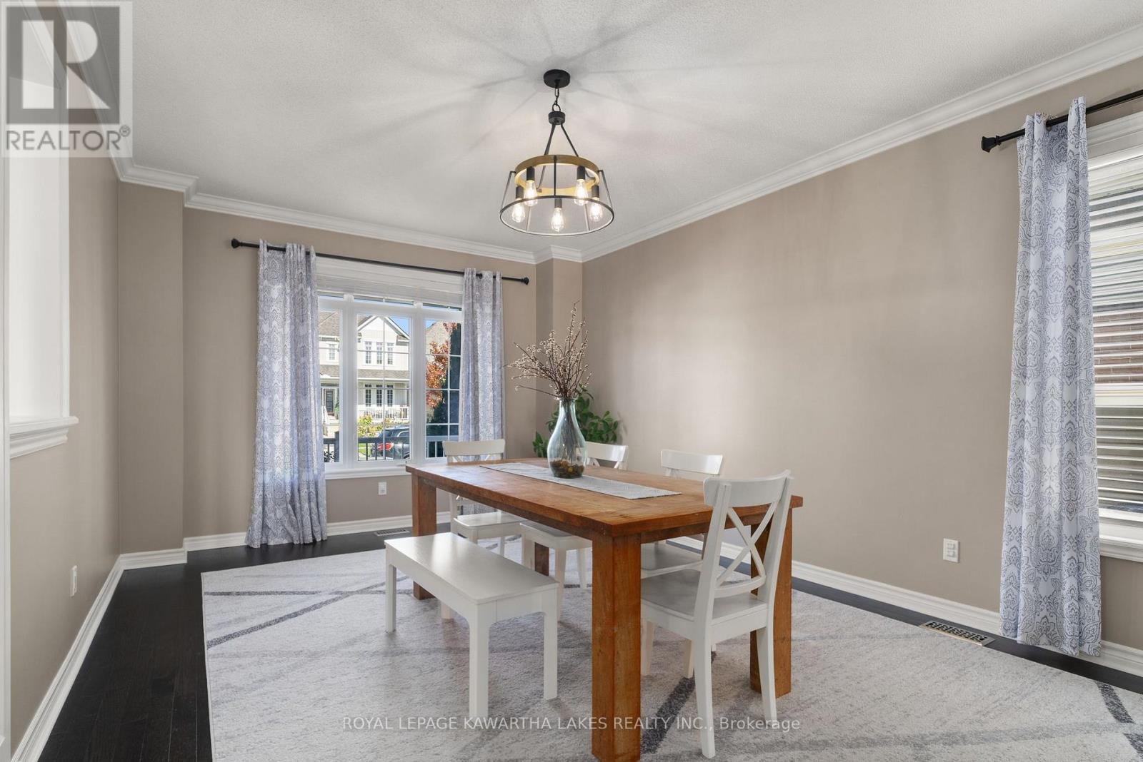 29 Logan Lane, Kawartha Lakes, Ontario K9V 0L3 - Photo 12 - X12506564