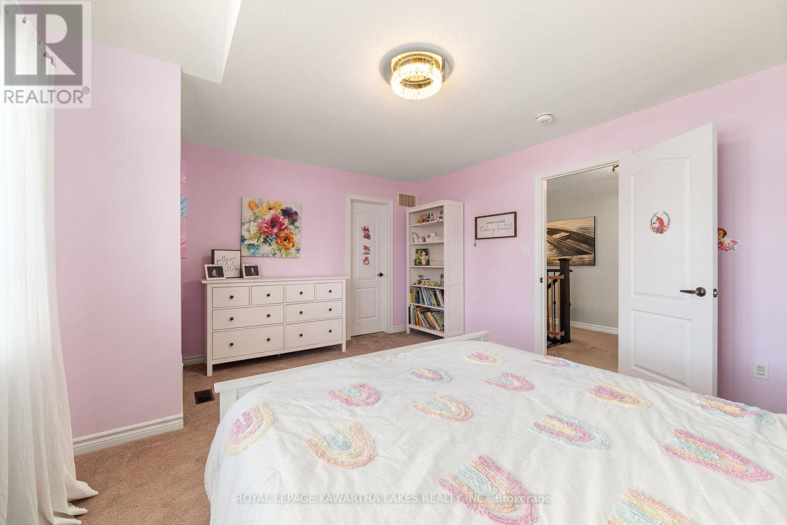 29 Logan Lane, Kawartha Lakes, Ontario K9V 0L3 - Photo 25 - X12506564