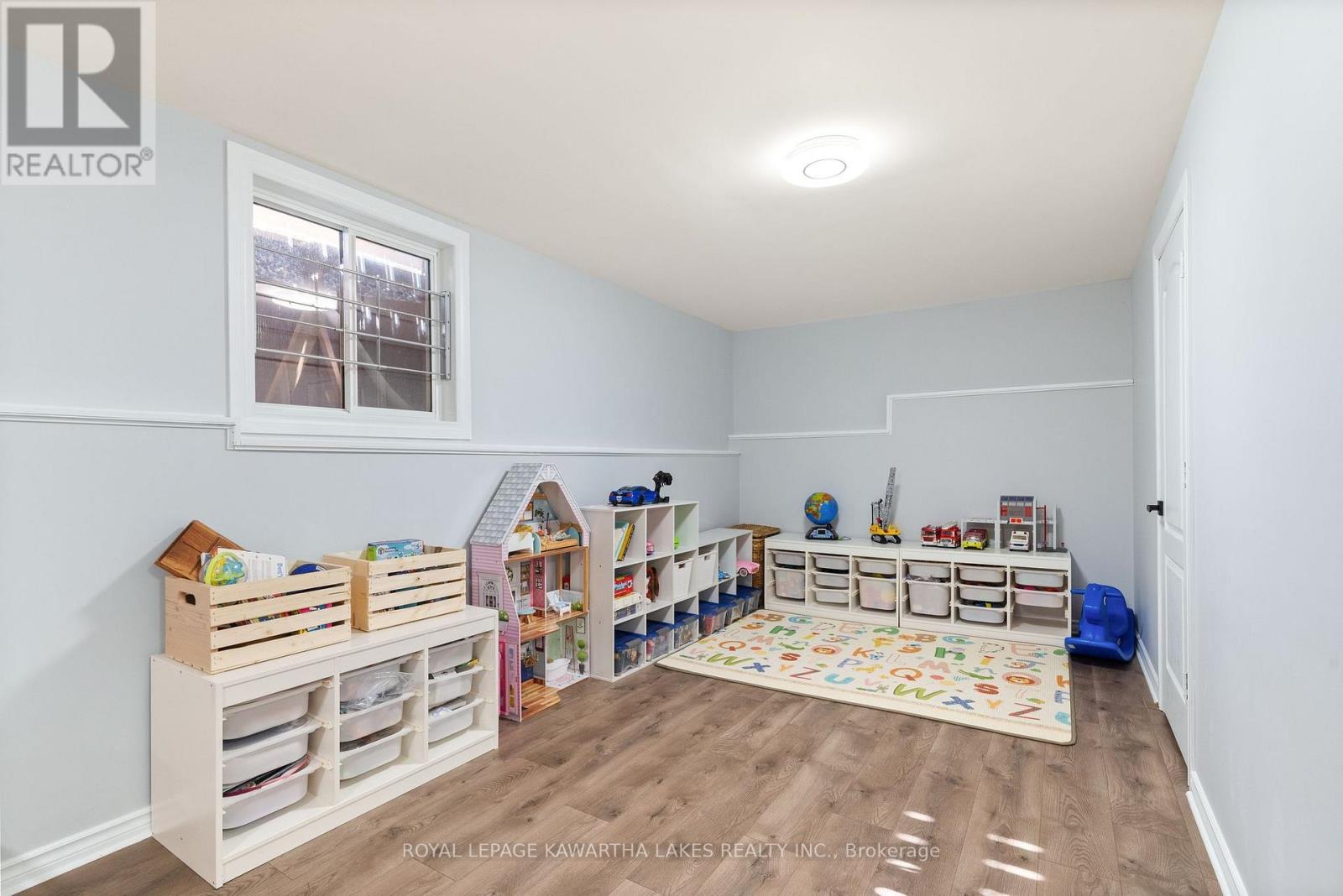 29 Logan Lane, Kawartha Lakes, Ontario K9V 0L3 - Photo 38 - X12506564