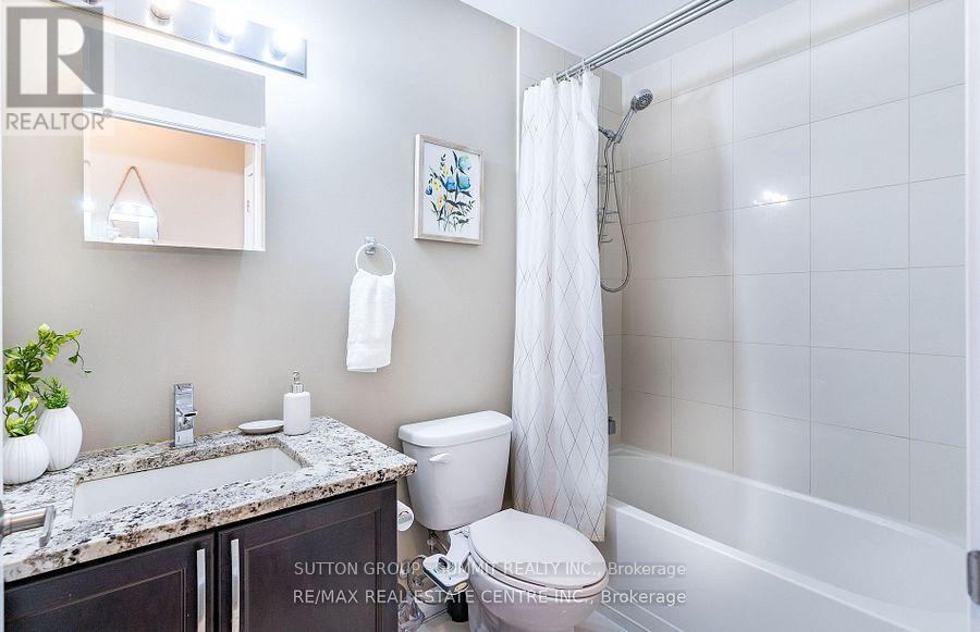 114 - 35 Southshore Crescent, Hamilton, Ontario  L8E 0J2 - Photo 11 - X12506358