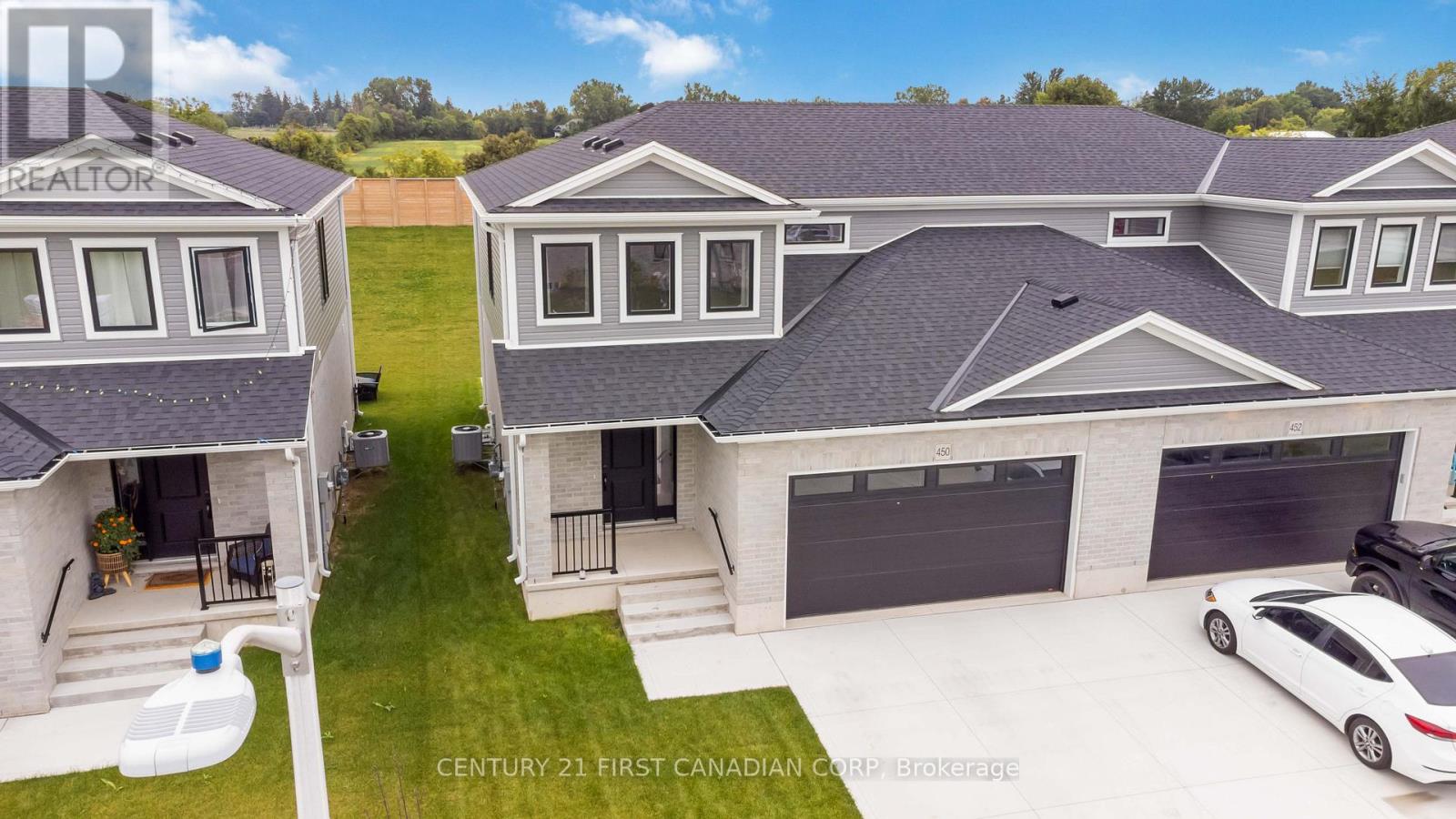 450 Main Street, Plympton-Wyoming, Ontario  N0N 1T0 - Photo 15 - X12506492