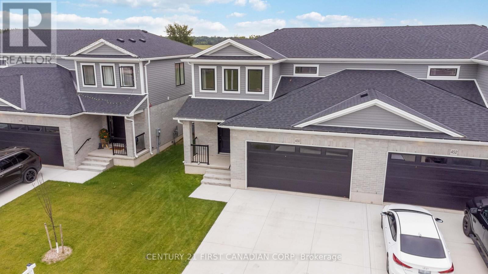 450 Main Street, Plympton-Wyoming, Ontario  N0N 1T0 - Photo 16 - X12506492